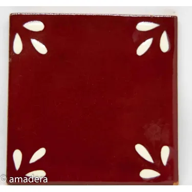 Carrelage cabochon décoré
