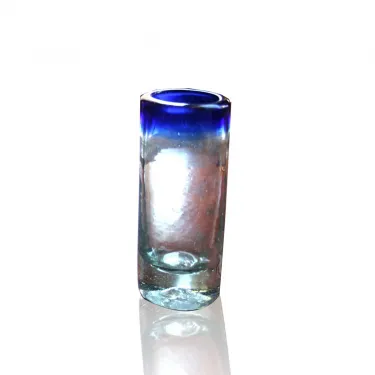 Verre à Téquila. shot en verre soufflé