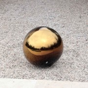 Sphère décorative pour jardin