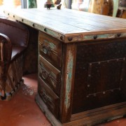 Bureau en bois ancien - Meuble artisanal unique