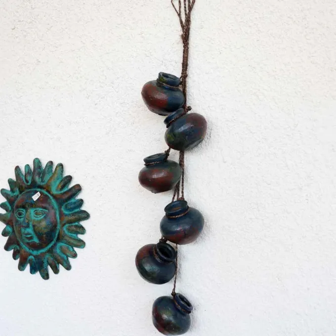 Suspension petites poteries déco murale