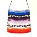 Sac de plage coloré en bandoulière