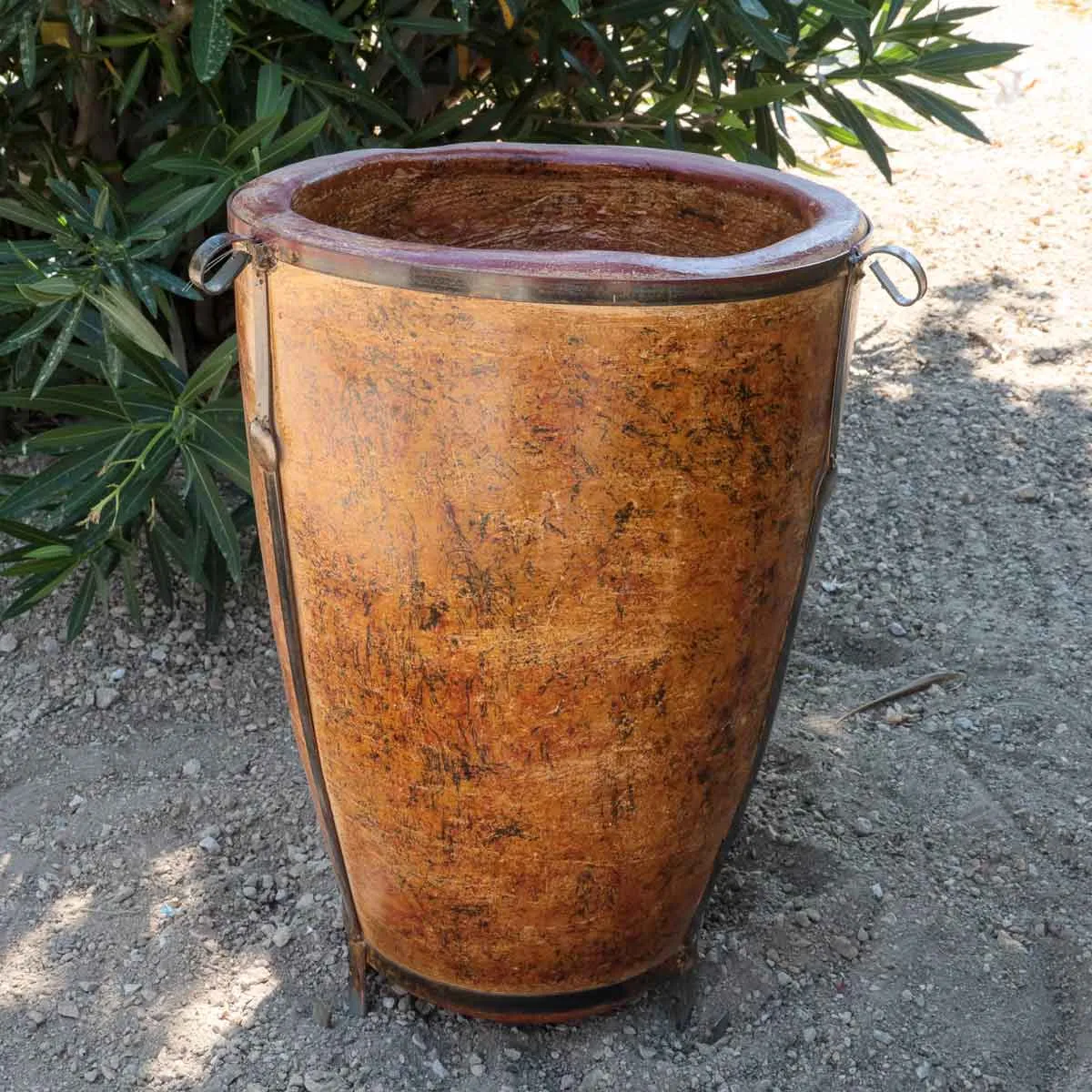 Achetez vos pots en terre cuite déco jardin - Amadera