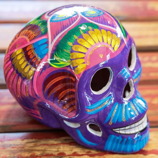 Tête de mort mexicaine en céramique pour le fête des morts
