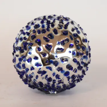 Boule de décoration en verre soufflé