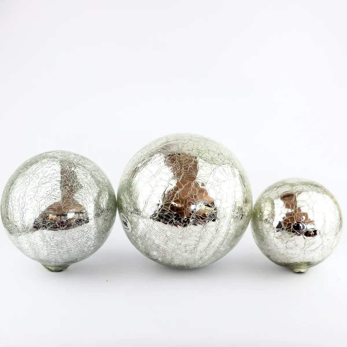 Décorez avec des boules artisanales en verre soufflé - Amadera Taille 10 cm  de diamètre