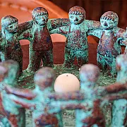 Bougeoir en terre cuite traditionnel mexicain : La ronde des amis