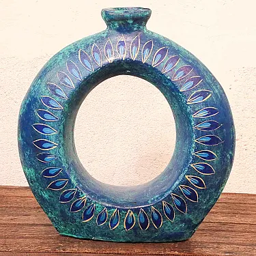 Vase céramique décoré et coloré pour la maison