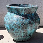 pot-terre-cuite-cache-pot-decoration-exterieure-amadera