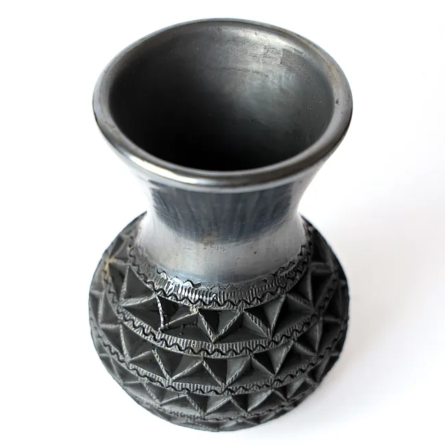 Vases noirs en terre cuite - Artisanat mexicain