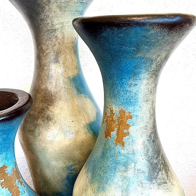 jarres bleues en terre cuite pour tous les styles de décoration intérieure