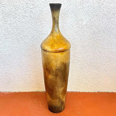 Poterie décorative en terre cuite moderne au design épuré jaune