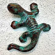 Salamandre en terre cuite tout petit modèle bleu