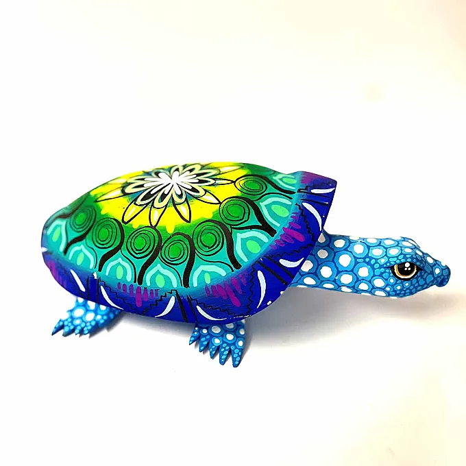 Deco tortue - En bois et peinte à la main