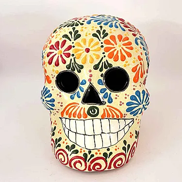 Têtes de mort décorée en céramique bleu turquoise