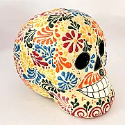 Têtes de morts décorées en céramique pour halloween