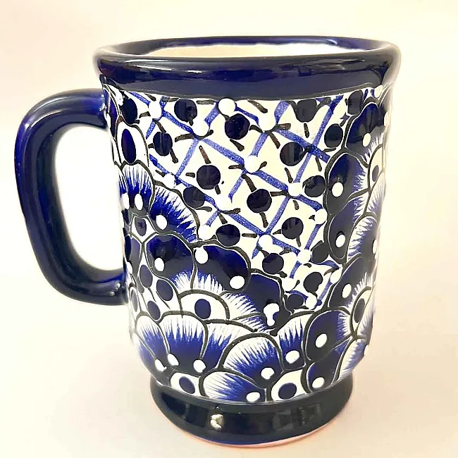 Tasse céramique colorée pour le thé, café ou chocolat