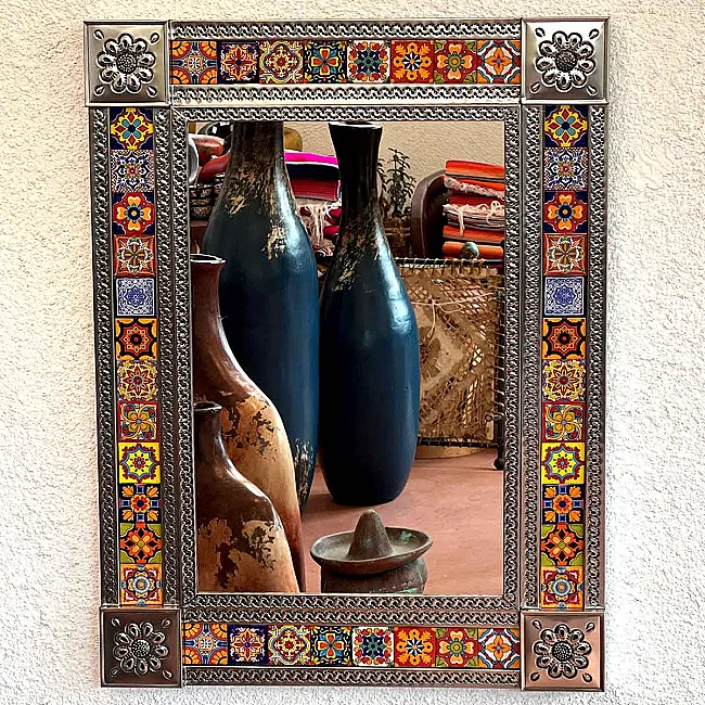 Grand miroir rectangulaire en métal - Décoration murale