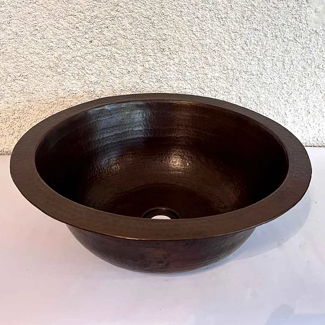 Vasque en cuivre à poser