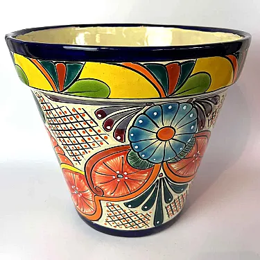 Gros pot en céramique - Décoration extérieure