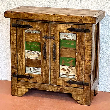 Petit meuble de rangement - 2 portes et une étagère