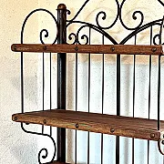 Meuble étagère en pin et fer forgé - Meuble de rangement, vaisselier, bibliothèque