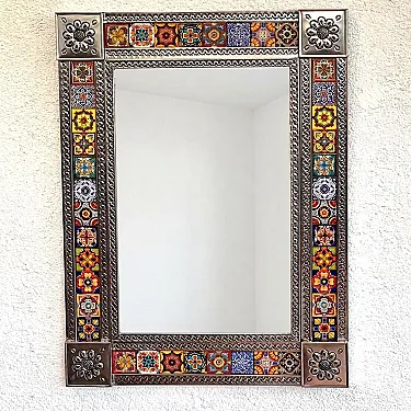 Miroir mural en métal et décoré d'azulejos - Artisanat mexicain