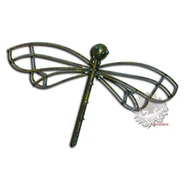 Libellule décorative en métal