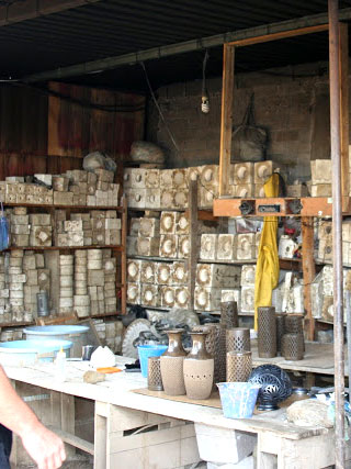 vase-poterie-terre-noire-amadera