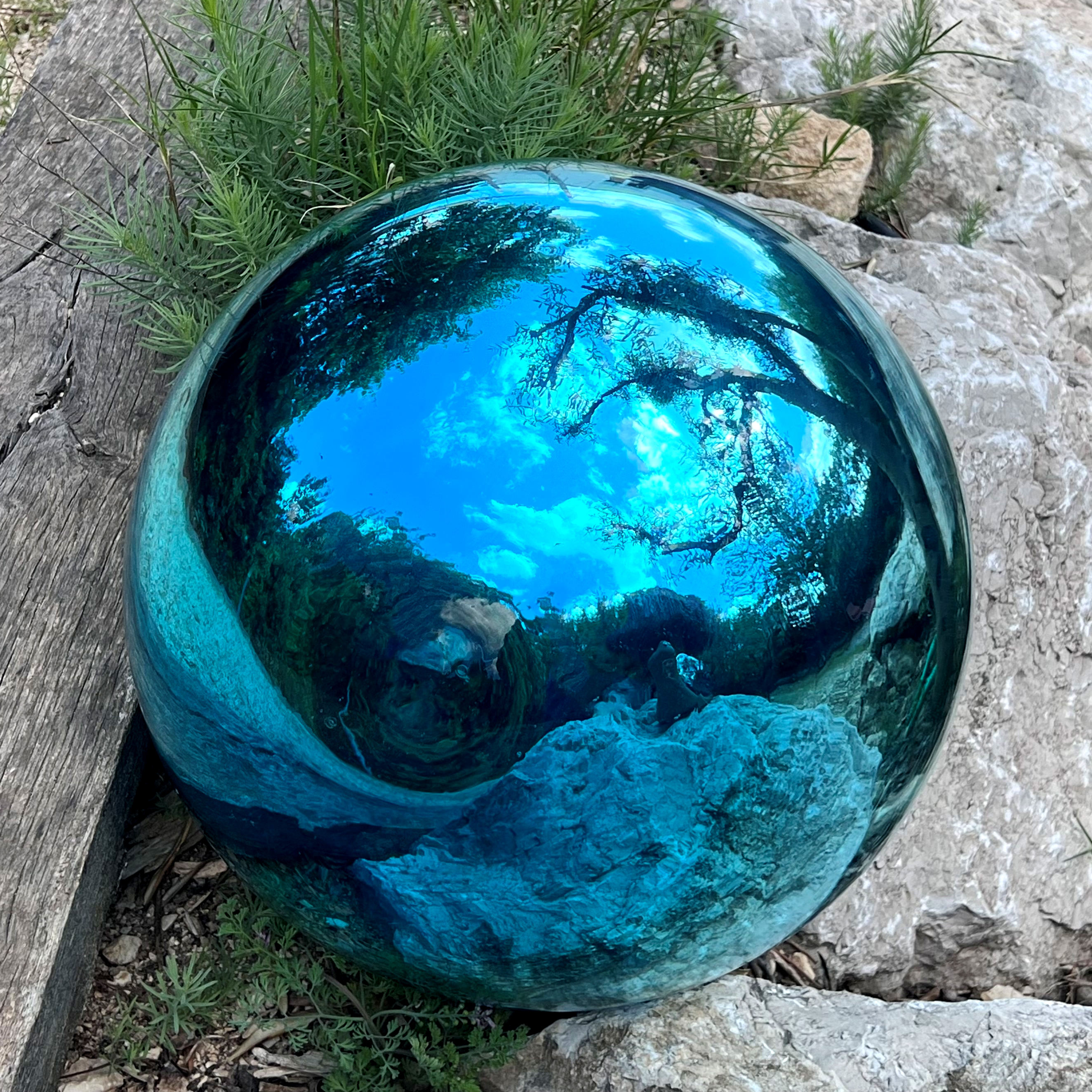 grosse-boule-deco-coloree-amadera